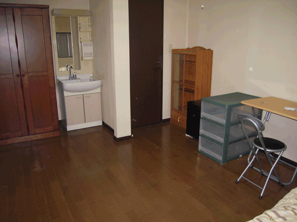 洗面台と収納付きです